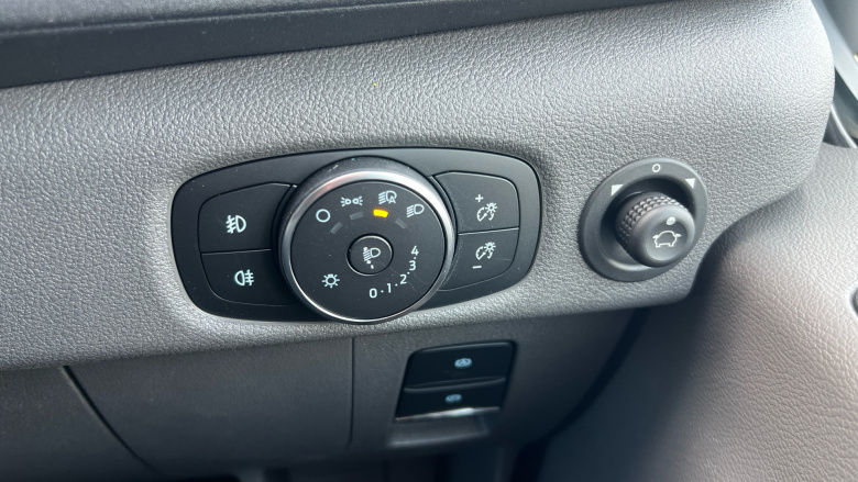 Ford Transit E-350 L3 Rwd 135kW 68kWh H2 Trend Van Auto